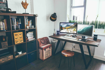 5 Tips To Organise Your Workspace At Home – BornGood